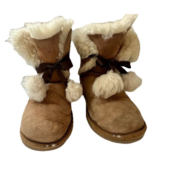 UGG Other - UGG Kids Girls Size 4 Gita Pom Pom Suede Chestnut Sheepskin Boots *READ*
